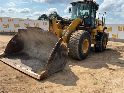 Caterpillar 962M Wheel Loader