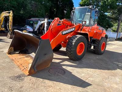 Doosan DL250 Wheel Loader