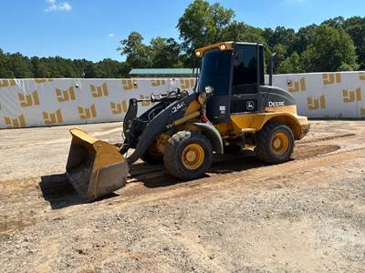 John Deere 324K Large Wheel Loader