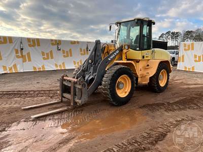 L40B Wheel Loader