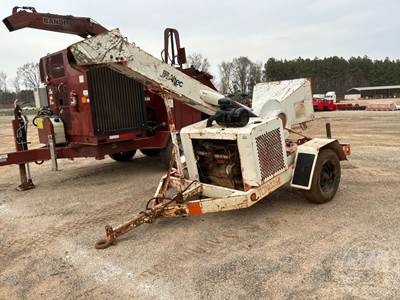 Altec Self-Propelled Wood Chipper