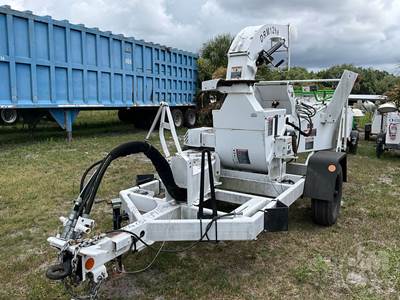 Altec DRM12he Towable Wood Chipper