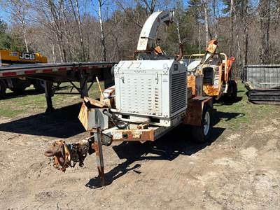 Morbark Beaver M12R Towable Wood Chipper