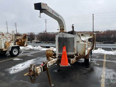 Morbark MORBARK Towable Wood Chipper