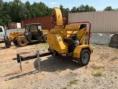 Vermeer BC900XL Towable Wood Chipper