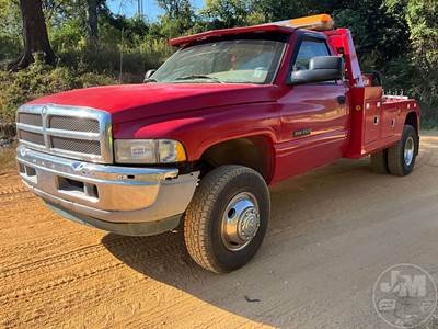 Dodge Ram Wrecker Tow Truck