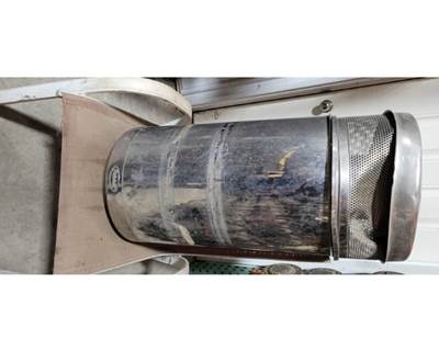 Peterbilt Air Cleaner / Air Filter Housing