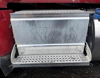 2015 International ProStar Battery Box