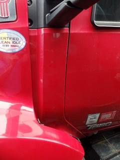 Kenworth T680 Left Cowl