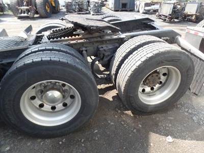 Kenworth T680 Cutoff