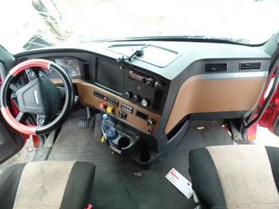 Freightliner Cascadia Dashboard Assembly