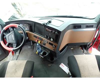 Freightliner Cascadia Dashboard Assembly
