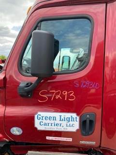 Freightliner Cascadia Front Door Assembly