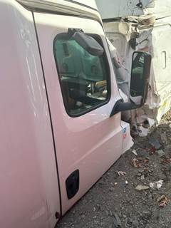 Freightliner Cascadia Front Door Assembly