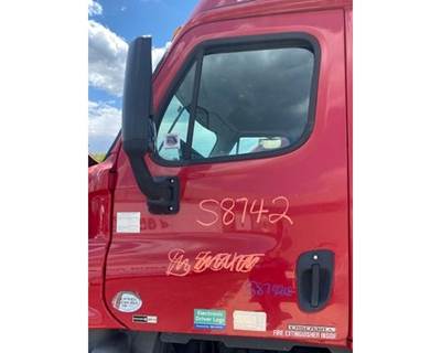 Freightliner Cascadia Front Door Assembly