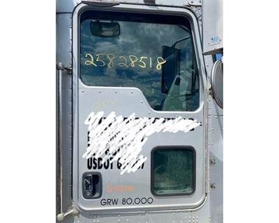 Kenworth T800 Front Door Assembly