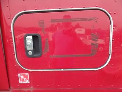Kenworth T680 Right Rear Door Assembly
