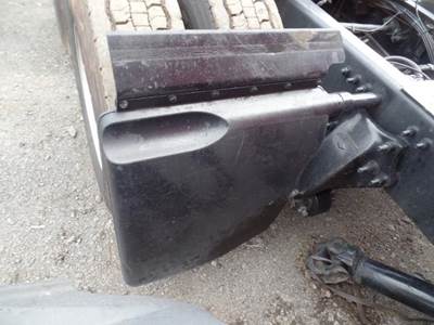 Freightliner Cascadia Right Fender