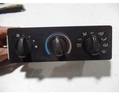 1999 Ford F-550 Cab Climate Control Panel