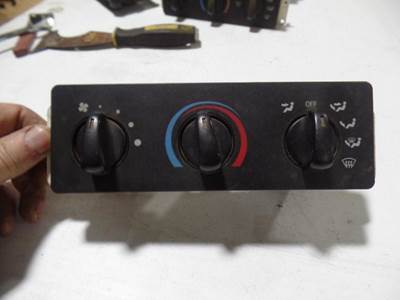 Ford F-650 Heater / AC Temp Control for a Ford F650