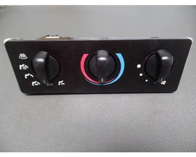 Ford F-650 Cab Heat Control Panel, Heat Only, Part # F81H-18D462-A