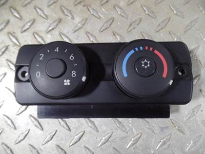 Freightliner Cascadia Heater / AC Temp Control