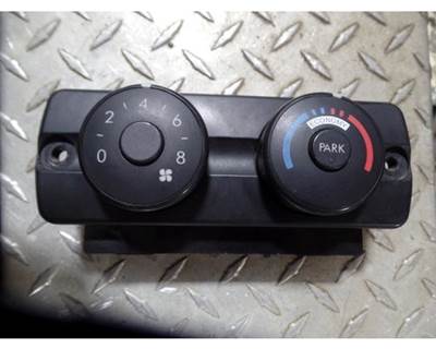 Freightliner Cascadia 125 Sleeper HVAC ParkSmart Control Panel, Part # A22-60669-002