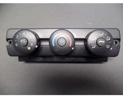 Used Freightliner Cascadia Sleeper Temp Control Module, Part # A22-60645-501