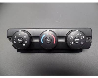 2013 Freightliner Cascadia Sleeper Cab Heater/AC Temperature Control Module, Part # A22-60645-501