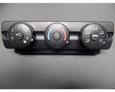 2014 Freightliner Cascadia Sleeper Cab Temperature Control Module, Part # A22-60645-501
