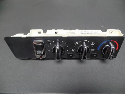 Freightliner Century Class 120 Heater / AC Temp Control