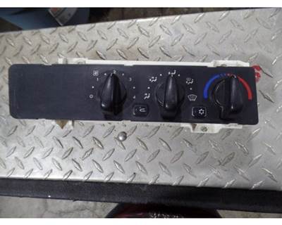 Freightliner Columbia Cab Heater/AC Climate Control Panel, Part # A22-54708-212