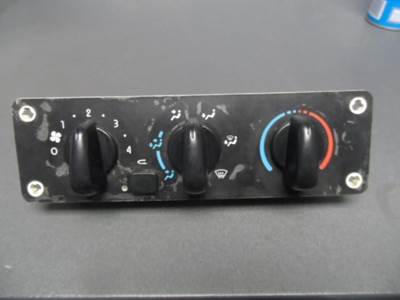 Freightliner M2 Heater / AC Temp Control