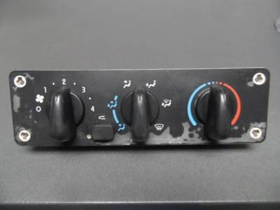 Freightliner M2 Heater / AC Temp Control