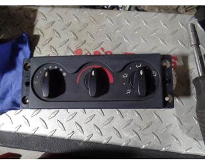International 4300 Cab Temp Control Module, Heat Only, Part # 3545542C2