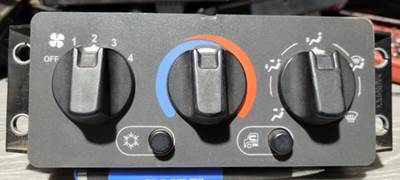 Mack Vision CXN613 Heater / AC Temp Control for a Mack CXN613