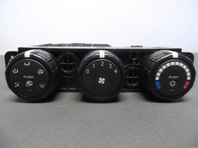 Mitsubishi Fuso FE Heater / AC Temp Control