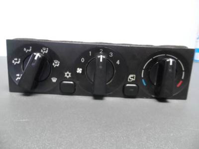 Mitsubishi Fuso FE Heater / AC Temp Control