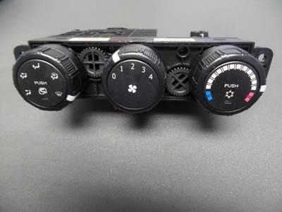 Mitsubishi Fuso FE Heater / AC Temp Control
