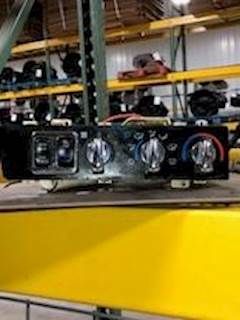 Used Freightliner Temp control unit - Century