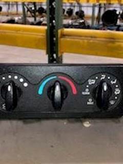 Used International Prostar temp control unit