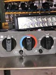 Used Mack CXU 612 A/C Climate control unit