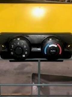 Freightliner Cascadia temp control unit