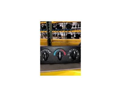 Used International Prostar A/C temp control unit