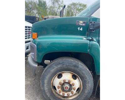 Used 2007 Chevrolet C7500 Hood Assembly with Grille and Headlights