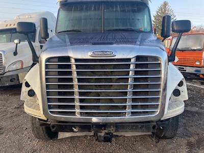 Freightliner Cascadia Hood