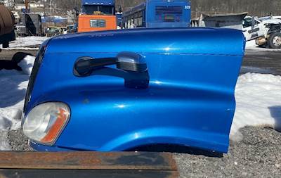 Freightliner Cascadia Hood
