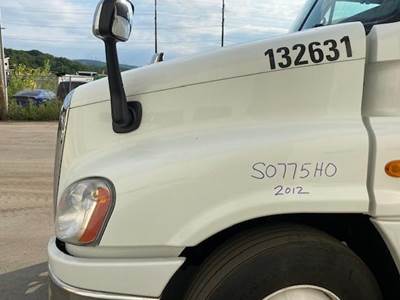 Freightliner Cascadia Hood