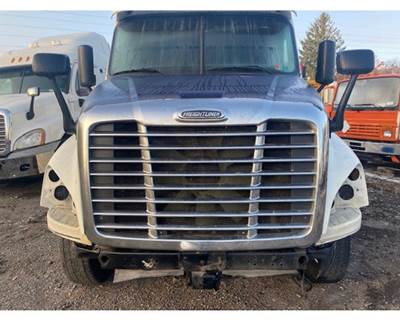 Freightliner Cascadia Hood