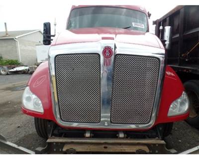 Used 2017 Kenworth T680 Hood with Grille & Headlamps